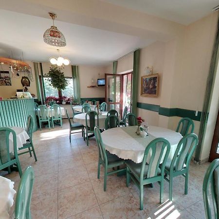 Osrodek Wczasowy Kasztel Hotel Niedzica Zamek Exterior foto